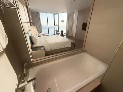 One-Bedroom Apartment - Oceanfront — Alacarte - Icon40 - New Life Tower Luxury Apart